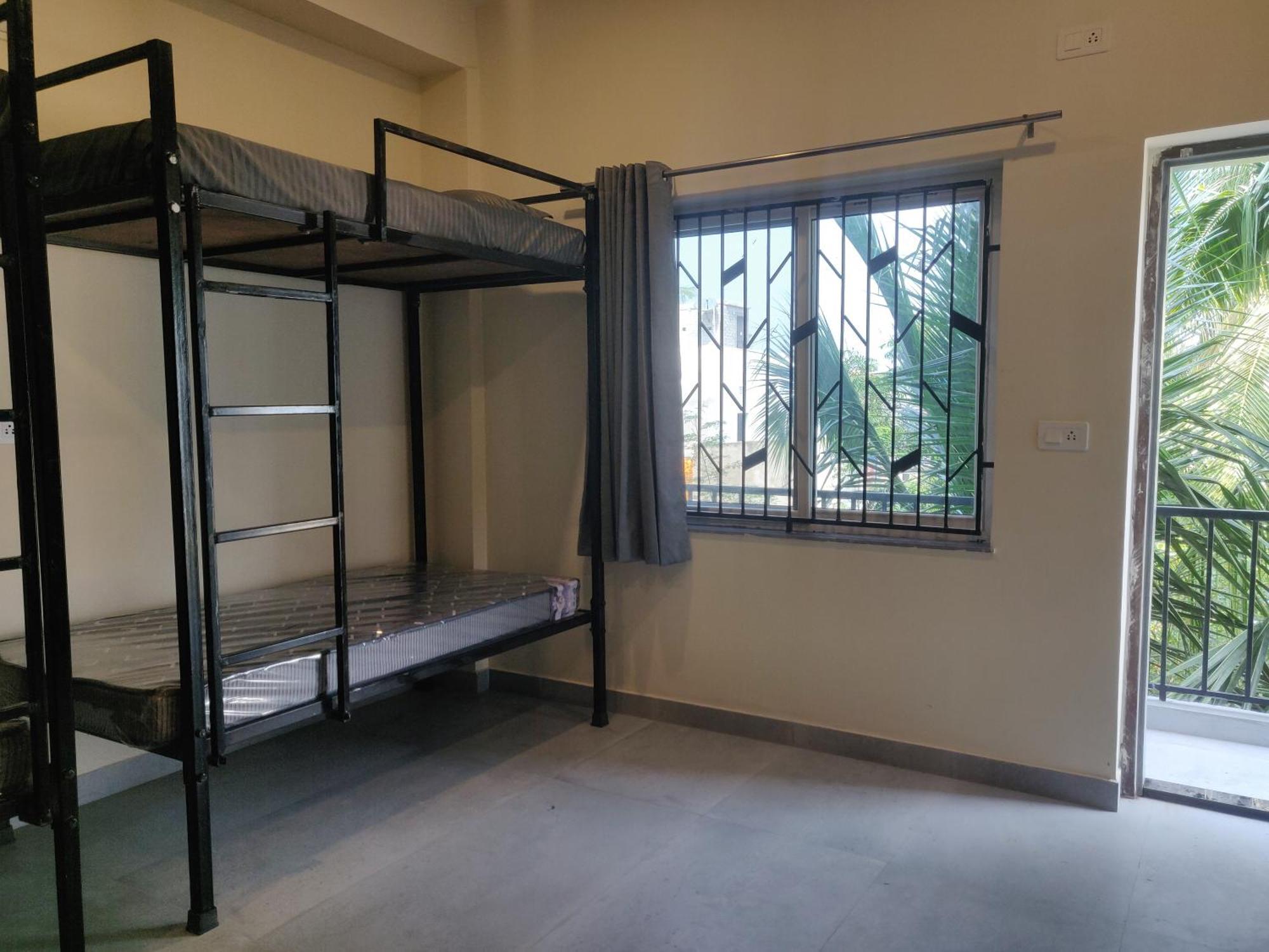 Tavasmi Hostel Puri Ruang foto